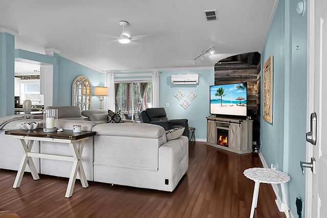 220 Albacore Road, Bonneau, SC 29431