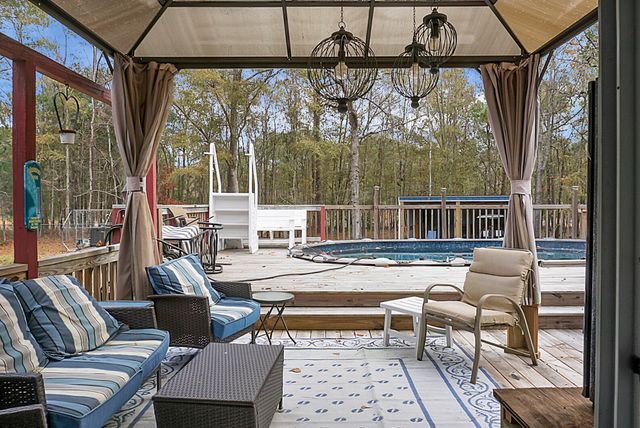 220 Albacore Road, Bonneau, SC 29431