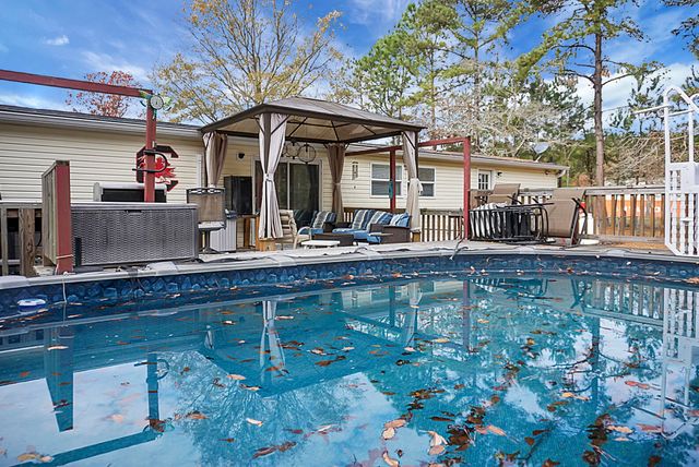 220 Albacore Road, Bonneau, SC 29431