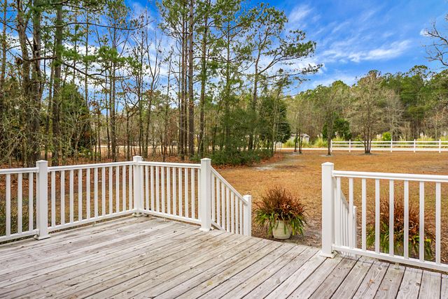 220 Albacore Road, Bonneau, SC 29431