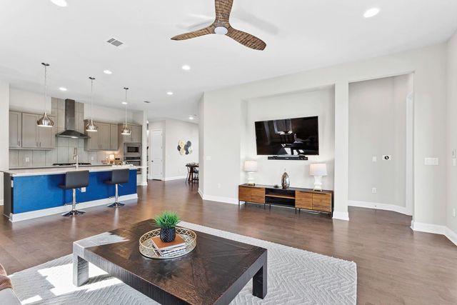 5000 Mandevilla DR, Austin, TX 78739