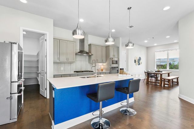 5000 Mandevilla DR, Austin, TX 78739