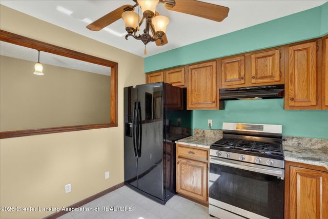 16871 Cynthia Lane, Haslett, MI 48840