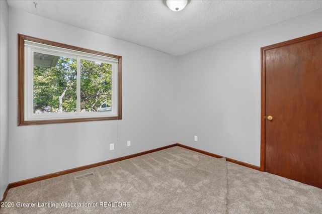 16871 Cynthia Lane, Haslett, MI 48840