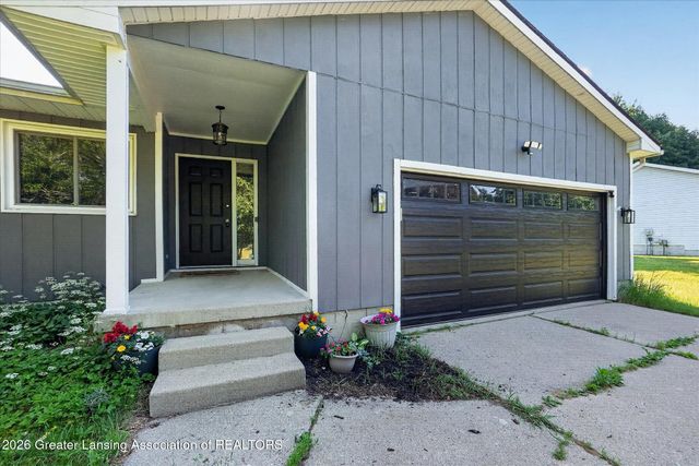 16871 Cynthia Lane, Haslett, MI 48840