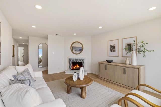 28 Camelot Court, Daly City, CA 94015