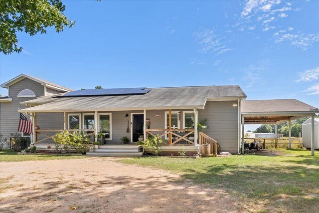 122 County Road 5019, Cleveland, TX 77327