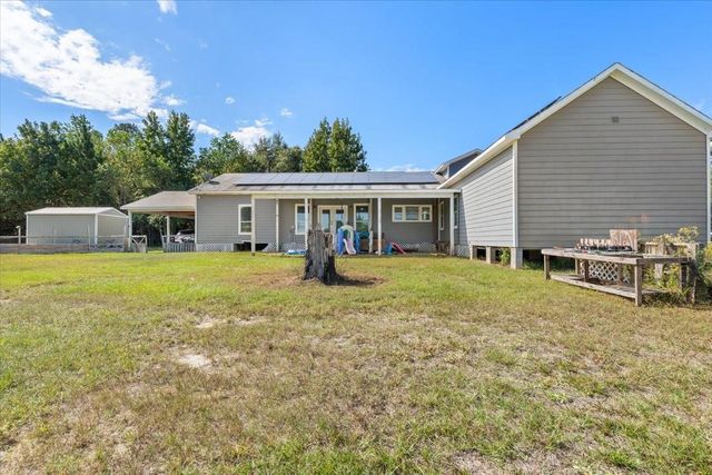 122 County Road 5019, Cleveland, TX 77327