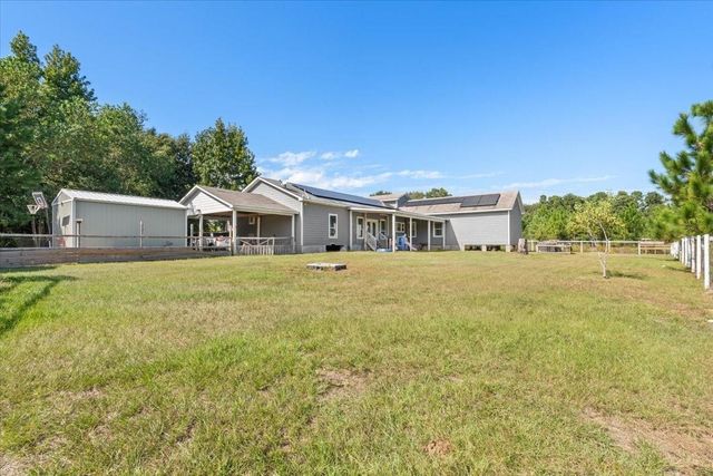 122 County Road 5019, Cleveland, TX 77327