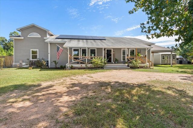 122 County Road 5019, Cleveland, TX 77327