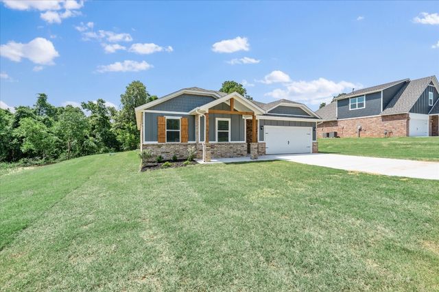 225 Stella Trail, Guthrie, OK 73044