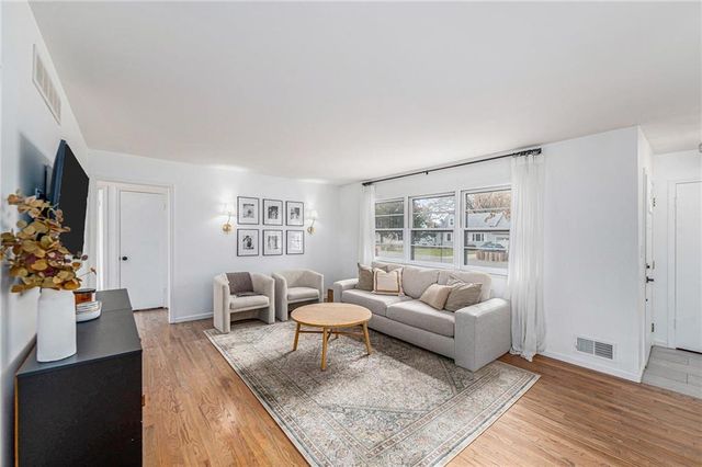 5105 Woodson Street, Mission, KS 66202