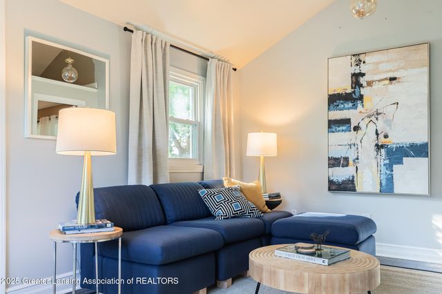 16653 Jerry Road, Lansing, MI 48906