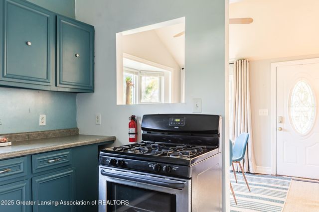 16653 Jerry Road, Lansing, MI 48906