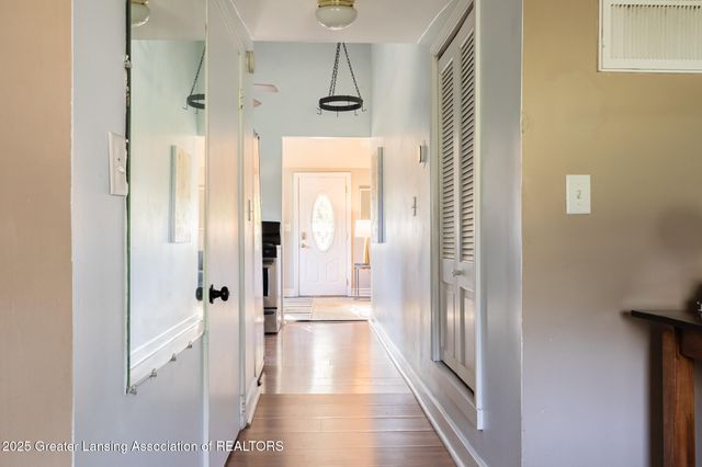 16653 Jerry Road, Lansing, MI 48906