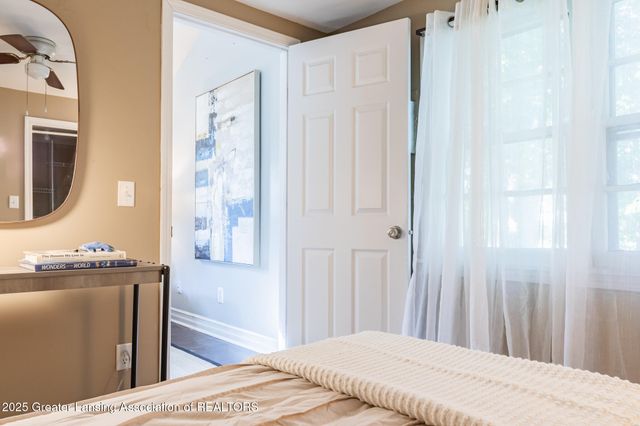 16653 Jerry Road, Lansing, MI 48906