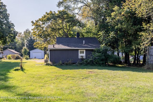 16653 Jerry Road, Lansing, MI 48906