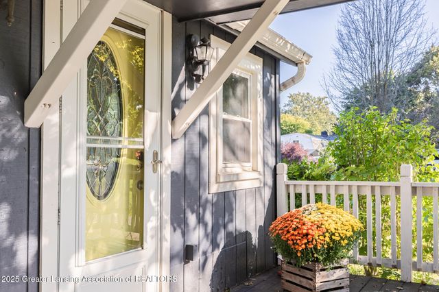 16653 Jerry Road, Lansing, MI 48906