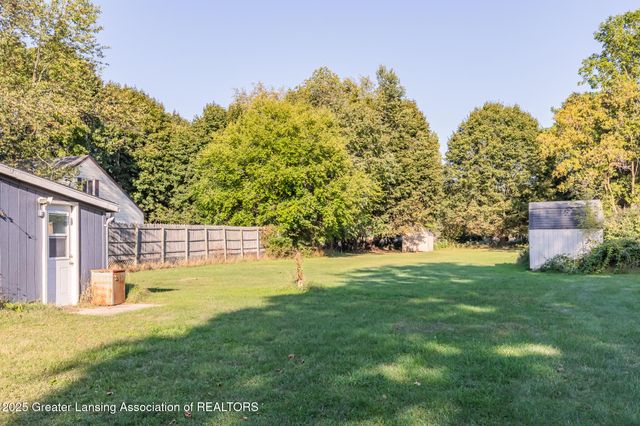 16653 Jerry Road, Lansing, MI 48906