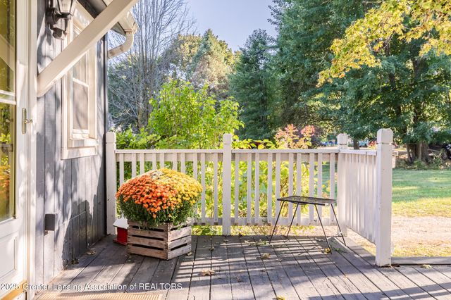 16653 Jerry Road, Lansing, MI 48906