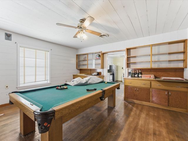 901 S College Avenue, Decatur, TX 76234
