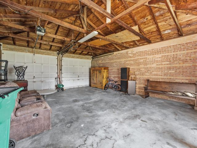 901 S College Avenue, Decatur, TX 76234