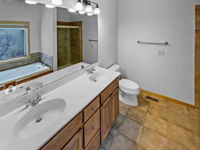 515 Saxon Drive, Elko New Market, MN 55054