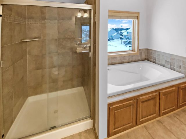 515 Saxon Drive, Elko New Market, MN 55054