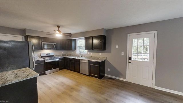 105 Lamplighter PL, Williamsburg, VA 23185