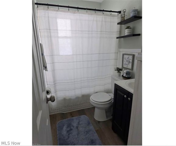 1719 E 300th Street, Wickliffe, OH 44092