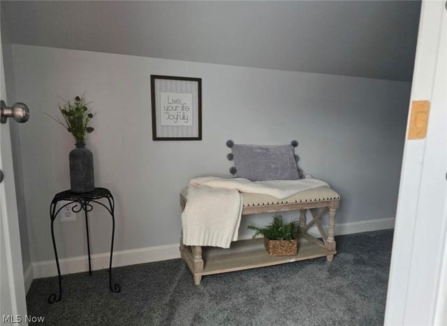 1719 E 300th Street, Wickliffe, OH 44092
