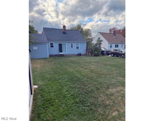1719 E 300th Street, Wickliffe, OH 44092