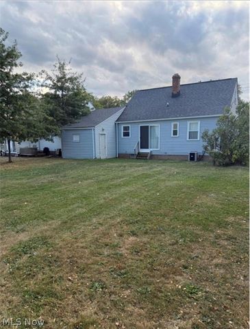 1719 E 300th Street, Wickliffe, OH 44092