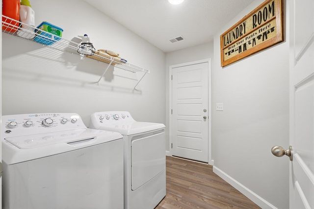 1250 Stoneleigh Road, Inman, SC 29349
