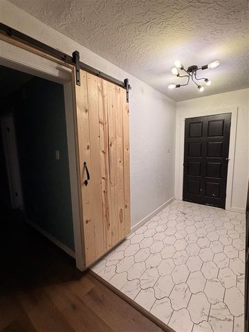 4812 SE Brigadoon Pl, Lawton, OK 73501