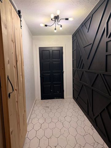 4812 SE Brigadoon Pl, Lawton, OK 73501