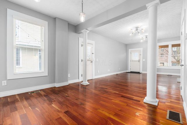 288 E 4th Avenue, Columbus, OH 43201