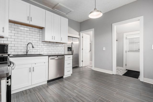288 E 4th Avenue, Columbus, OH 43201