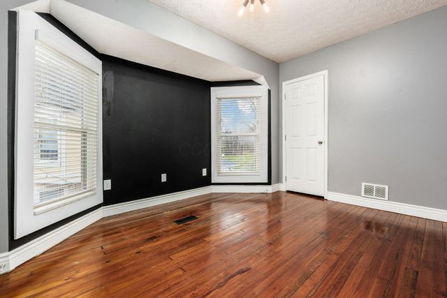 288 E 4th Avenue, Columbus, OH 43201