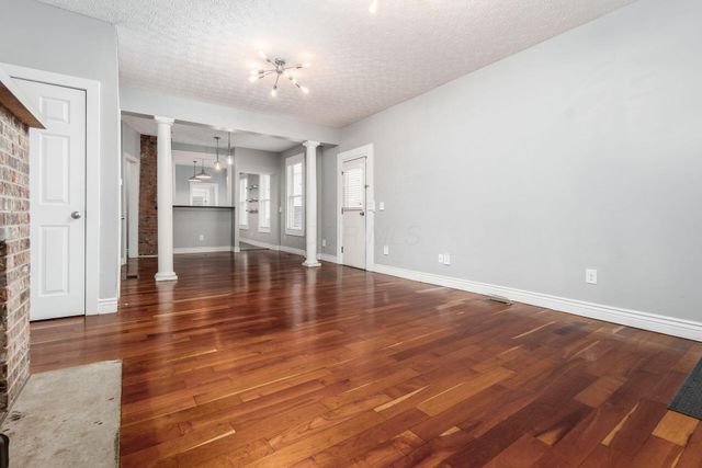 288 E 4th Avenue, Columbus, OH 43201