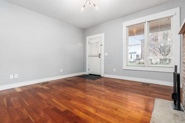 288 E 4th Avenue, Columbus, OH 43201
