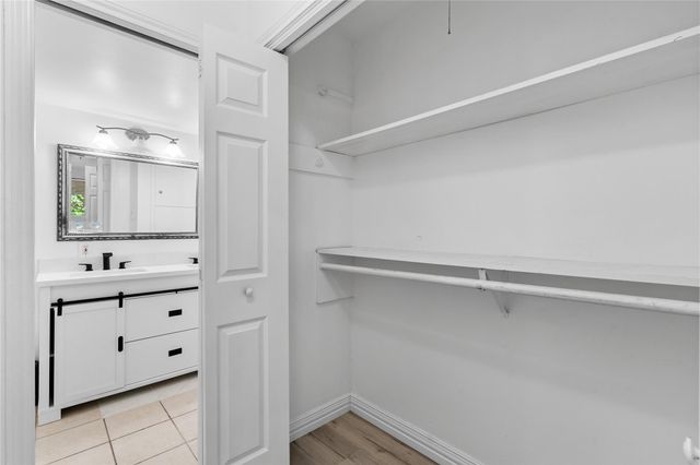 6303 Crab Orchard Road 3, Houston, TX 77057