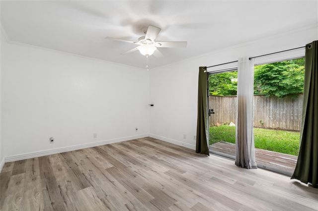 6303 Crab Orchard Road 3, Houston, TX 77057
