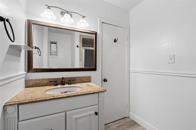 6303 Crab Orchard Road 3, Houston, TX 77057