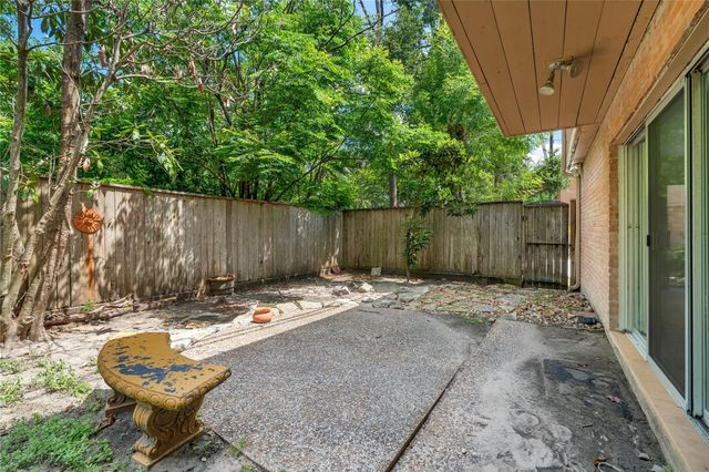 6303 Crab Orchard Road 3, Houston, TX 77057