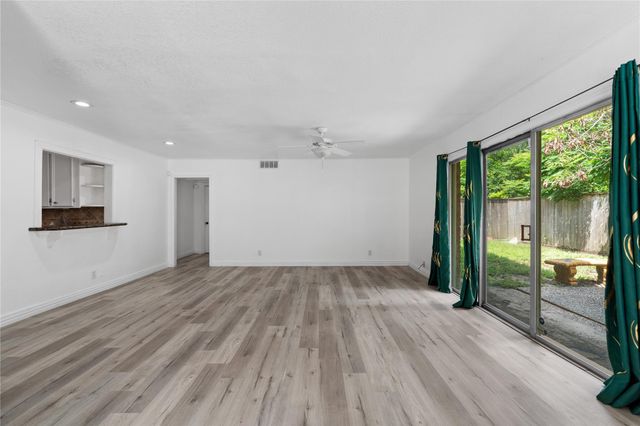 6303 Crab Orchard Road 3, Houston, TX 77057