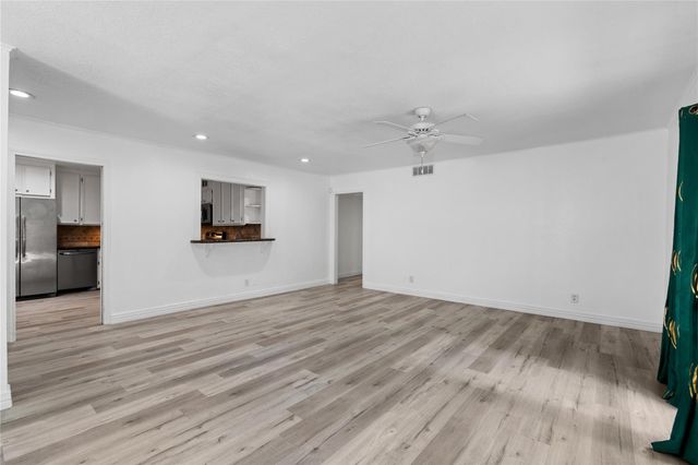 6303 Crab Orchard Road 3, Houston, TX 77057