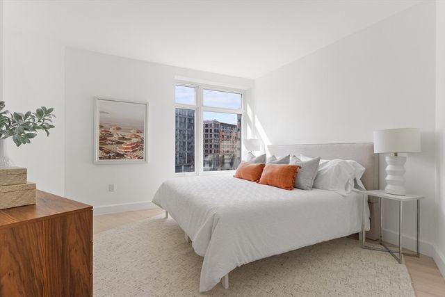 100 Lovejoy Wharf 6-C, Boston, MA 02114