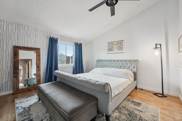 31 Regents Cir, Rohnert Park, CA 94928