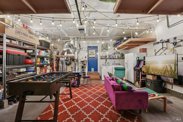 31 Regents Cir, Rohnert Park, CA 94928